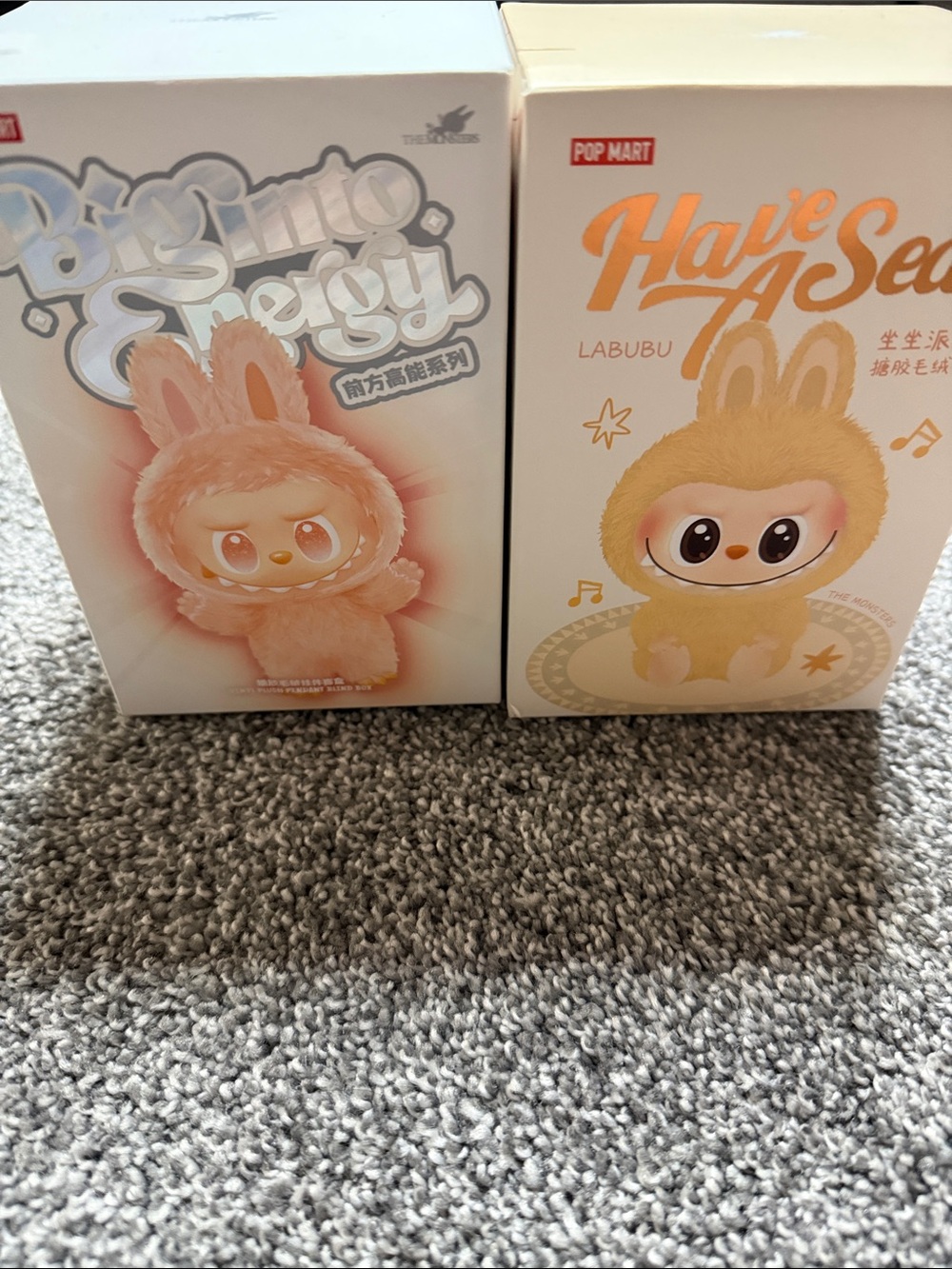 Labubu big into energy & have a seat set lot
